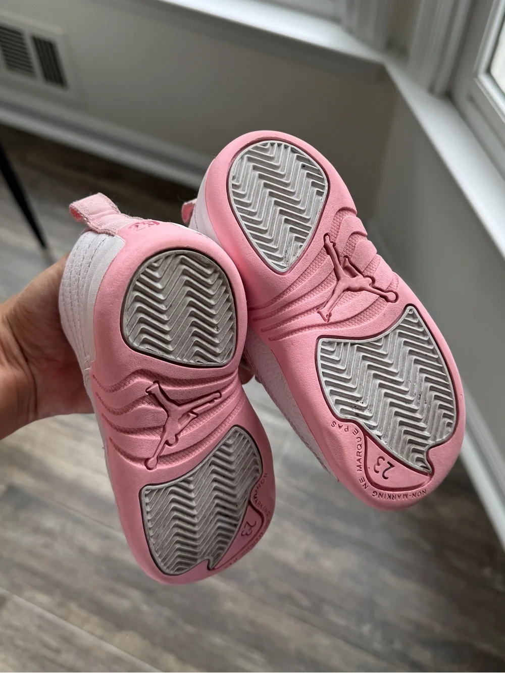 Jordan 12 retro pearl pink 8c